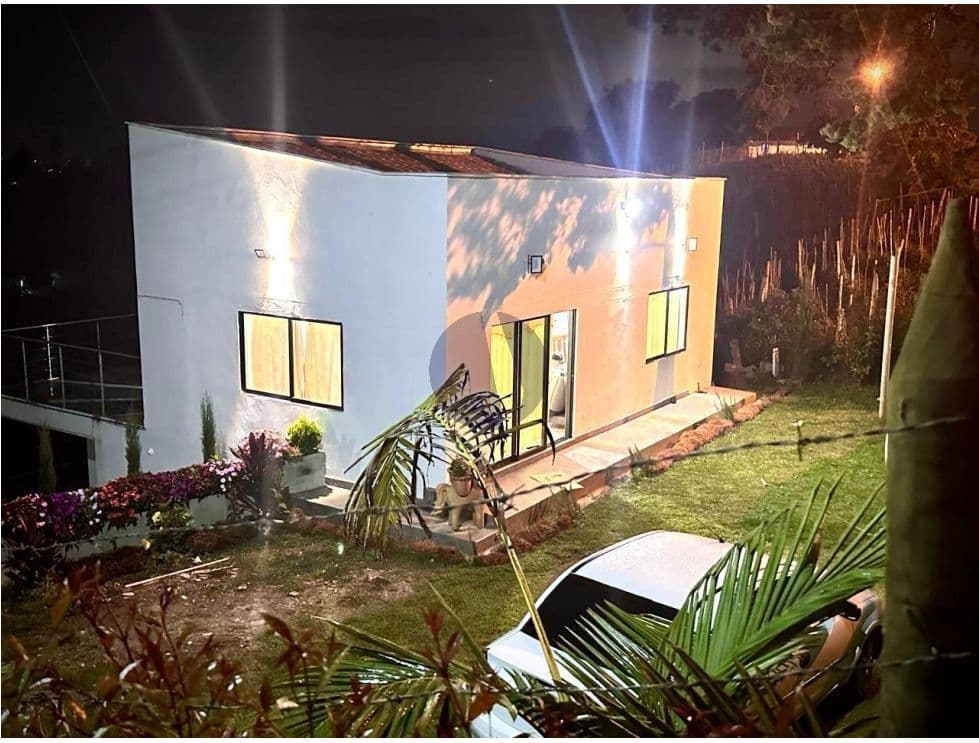 Casa en venta en Campo Alegre, Marinilla – 1.200 m², 4 hab